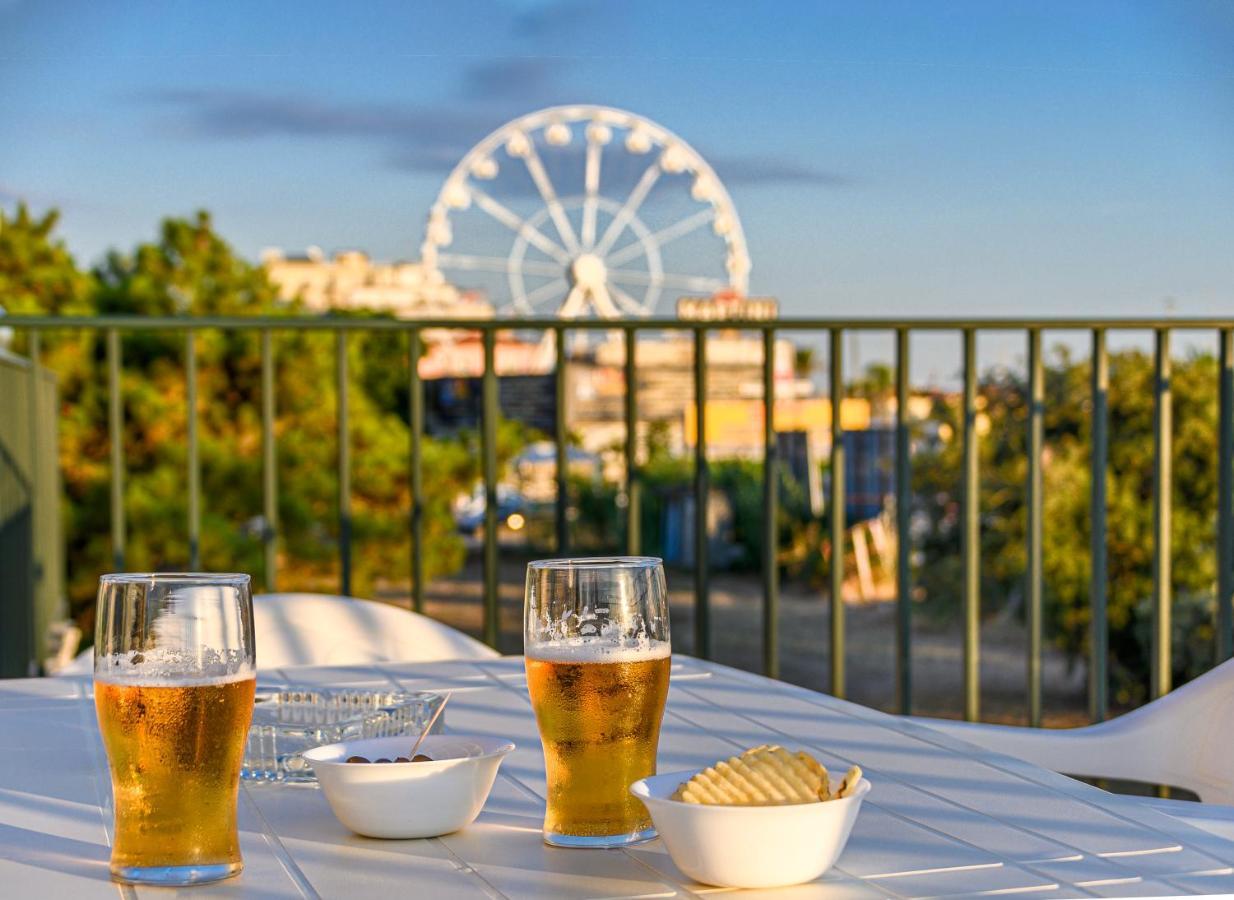 Hotel Paris Lido di Camaiore Ngoại thất bức ảnh