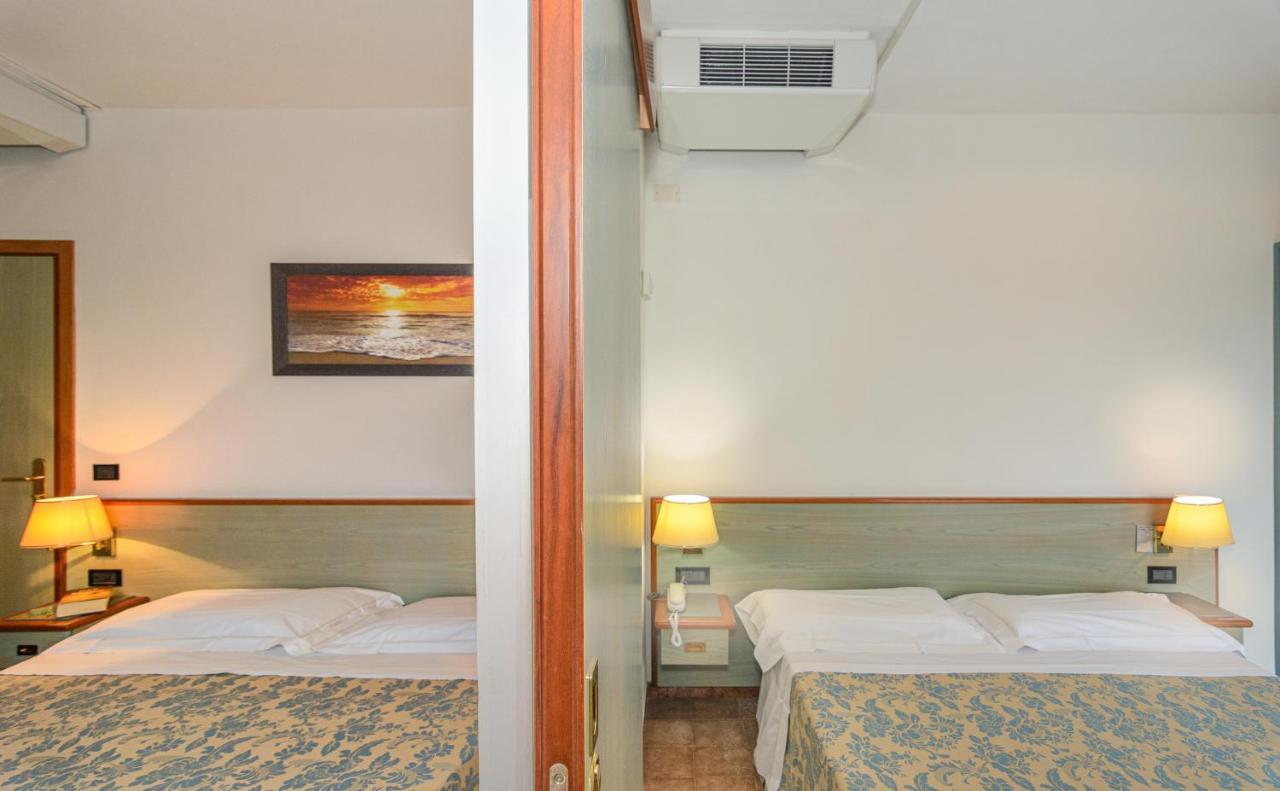 Hotel Paris Lido di Camaiore Ngoại thất bức ảnh