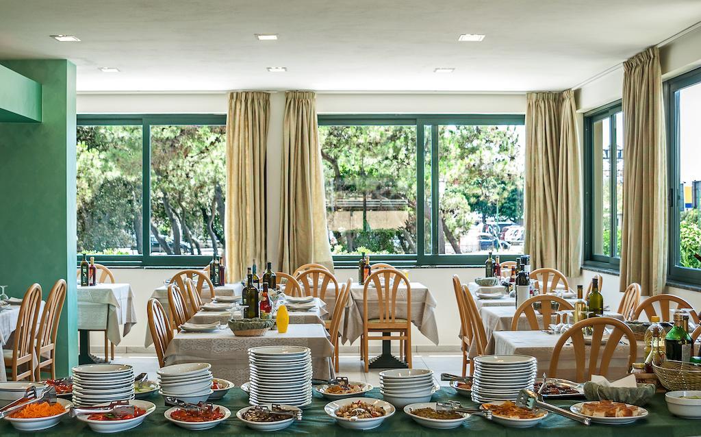 Hotel Paris Lido di Camaiore Ngoại thất bức ảnh
