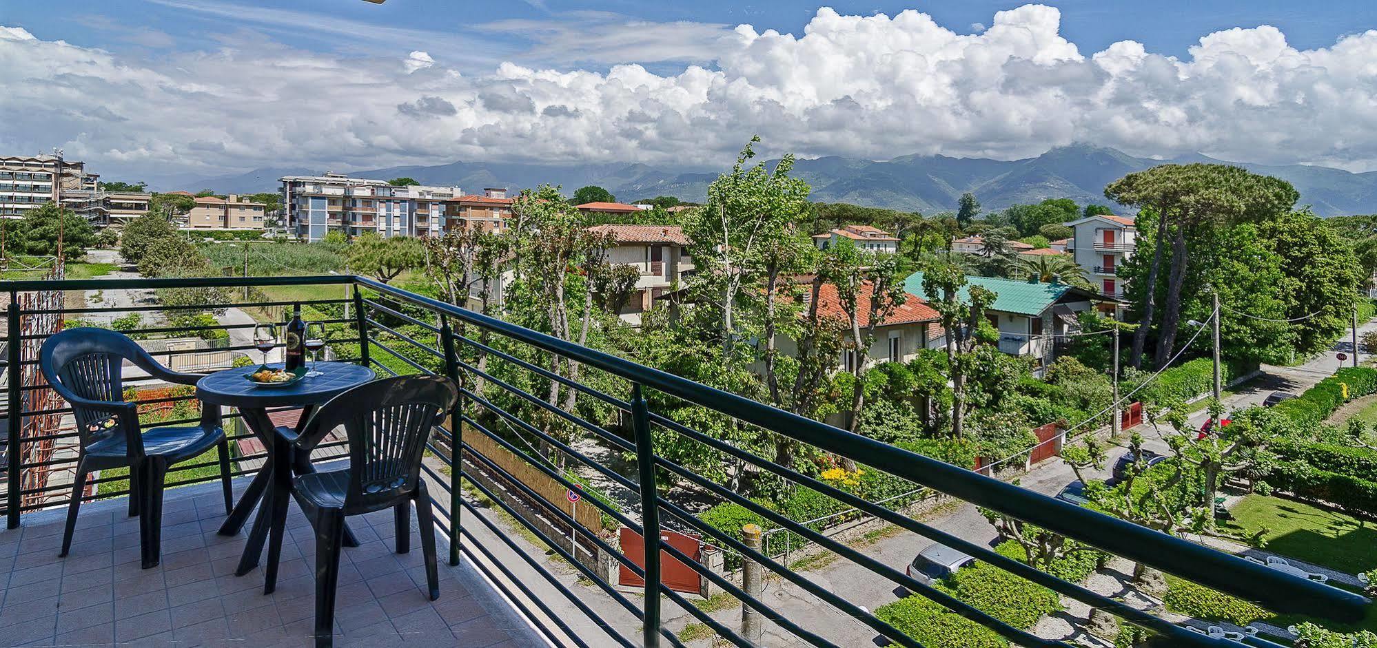 Hotel Paris Lido di Camaiore Ngoại thất bức ảnh